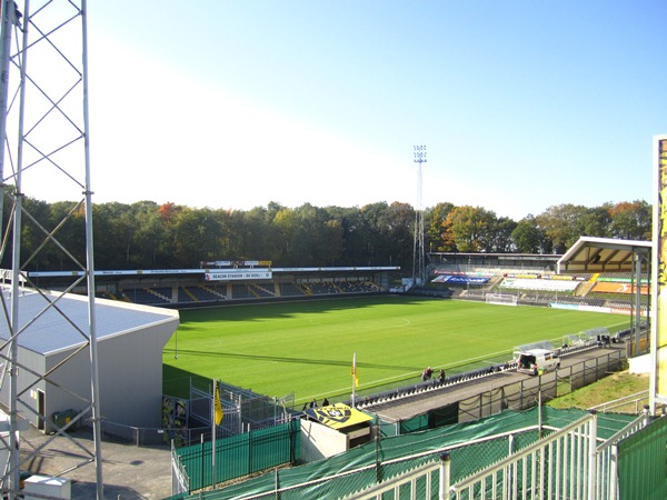 Seacon Stadion – De Koel – photo