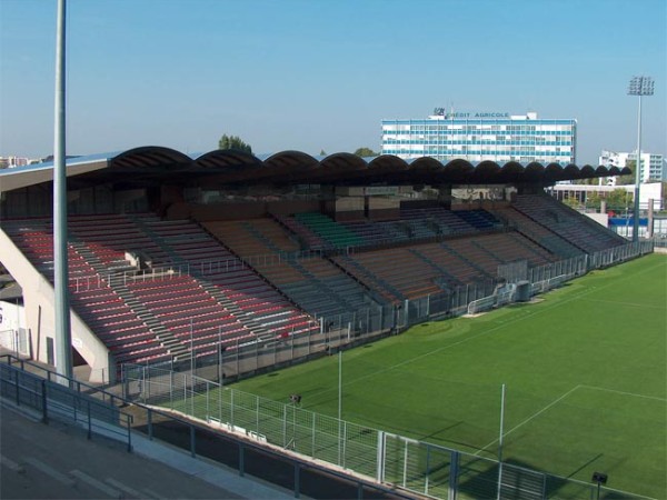 Stade Raymond Kopa photo