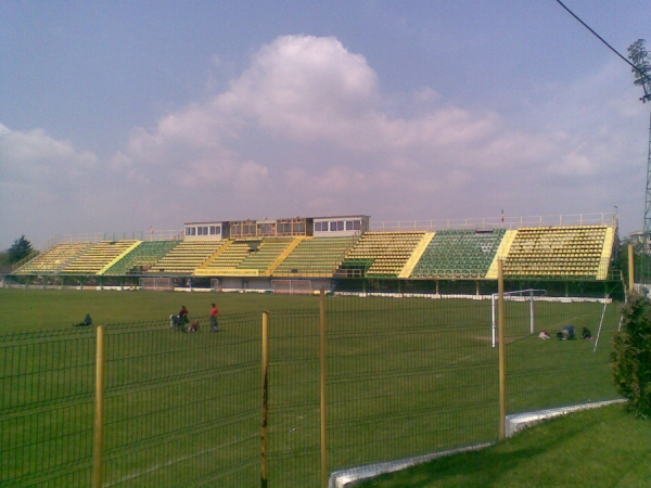 Stadionul Orăşenesc photo