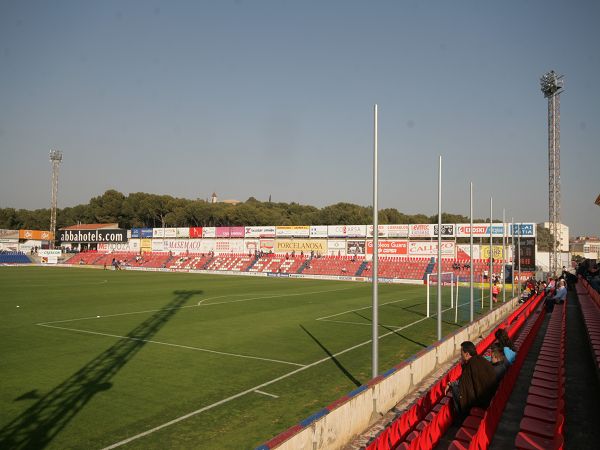 Estadio El Alcoraz photo